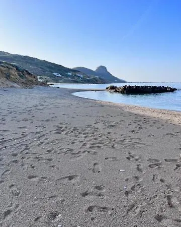Xarites * Skyros
